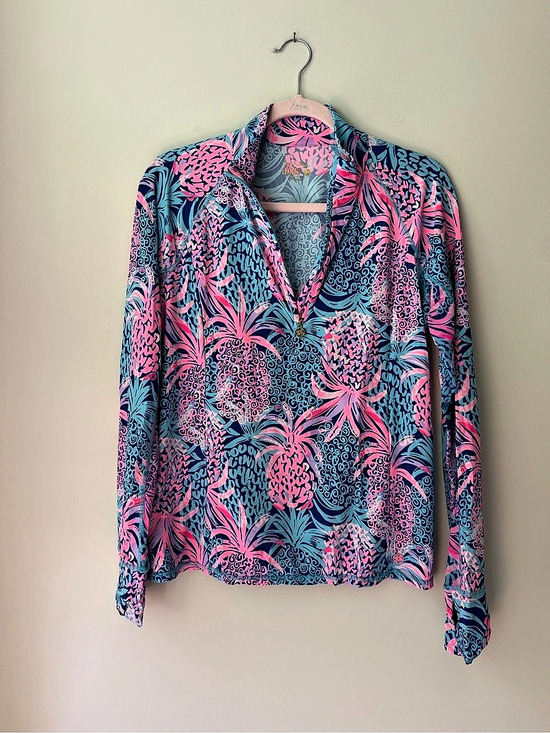 Elsa Pattern Print Lilly Pulitzer | Tops | Lilly Pulitzer Upf 5 Top Floral In Blue Pink ...